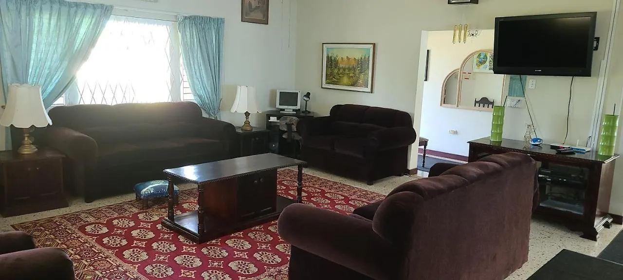 Eslyn Villa Runaway Bay Jamaica